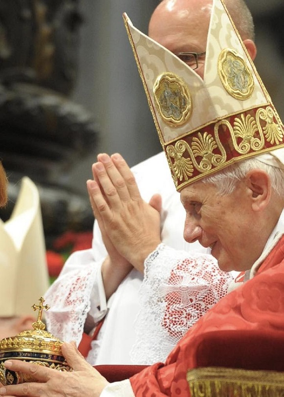 Une Messe en mémoire du pape émérite Benoît XVI lundi 9 janvier 2023 à 19 h 